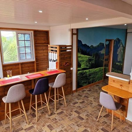 拉特里尼泰Hillview Studio公寓 外观 照片